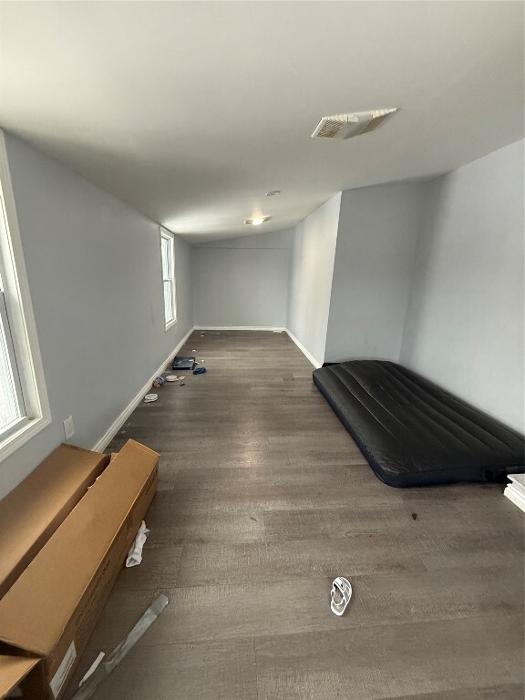 Building Photo - 4 Thorp St