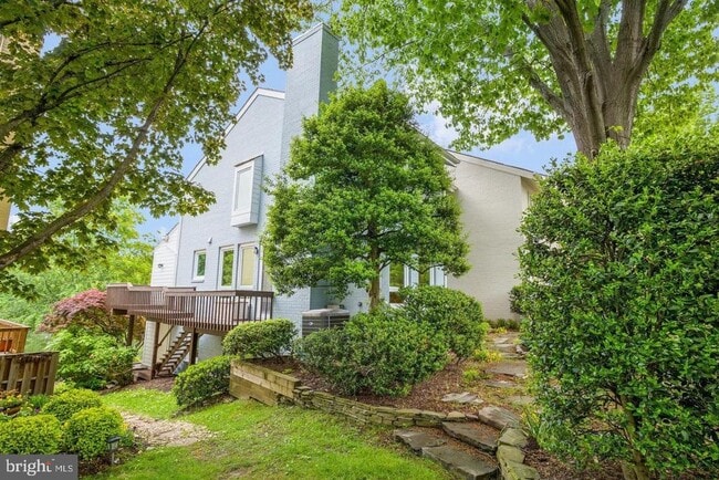Building Photo - 2001 Chadds Ford Dr
