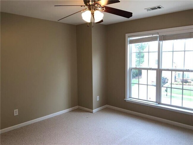 Building Photo - 203 Revillion Way