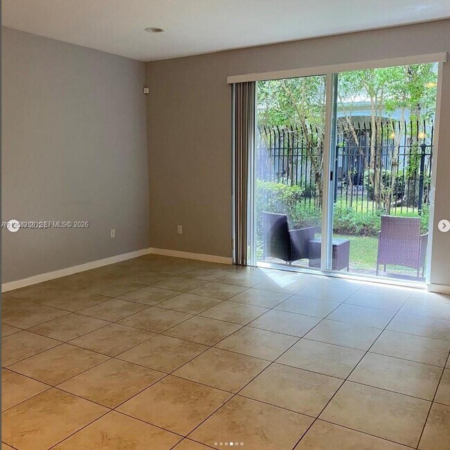 Building Photo - 2574 SW 81st Terrace