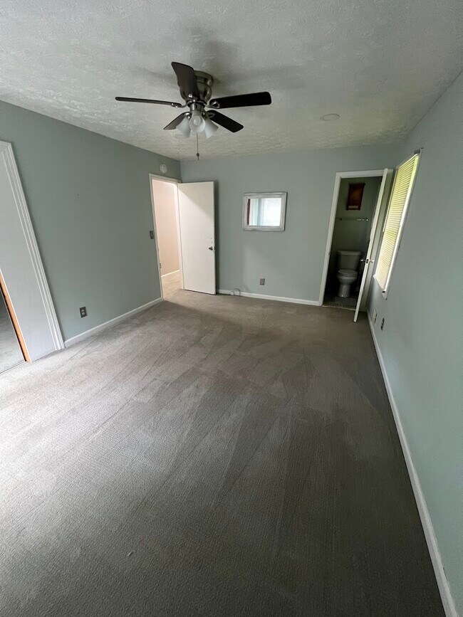Building Photo - 2348 Carrollton Villa Rica Hwy