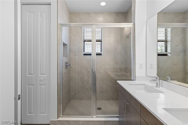 Building Photo - 5693 Cassidy Ln