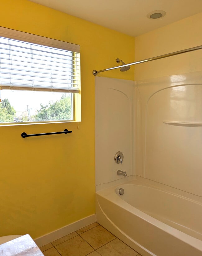 Building Photo - 7514 Lucca Ct