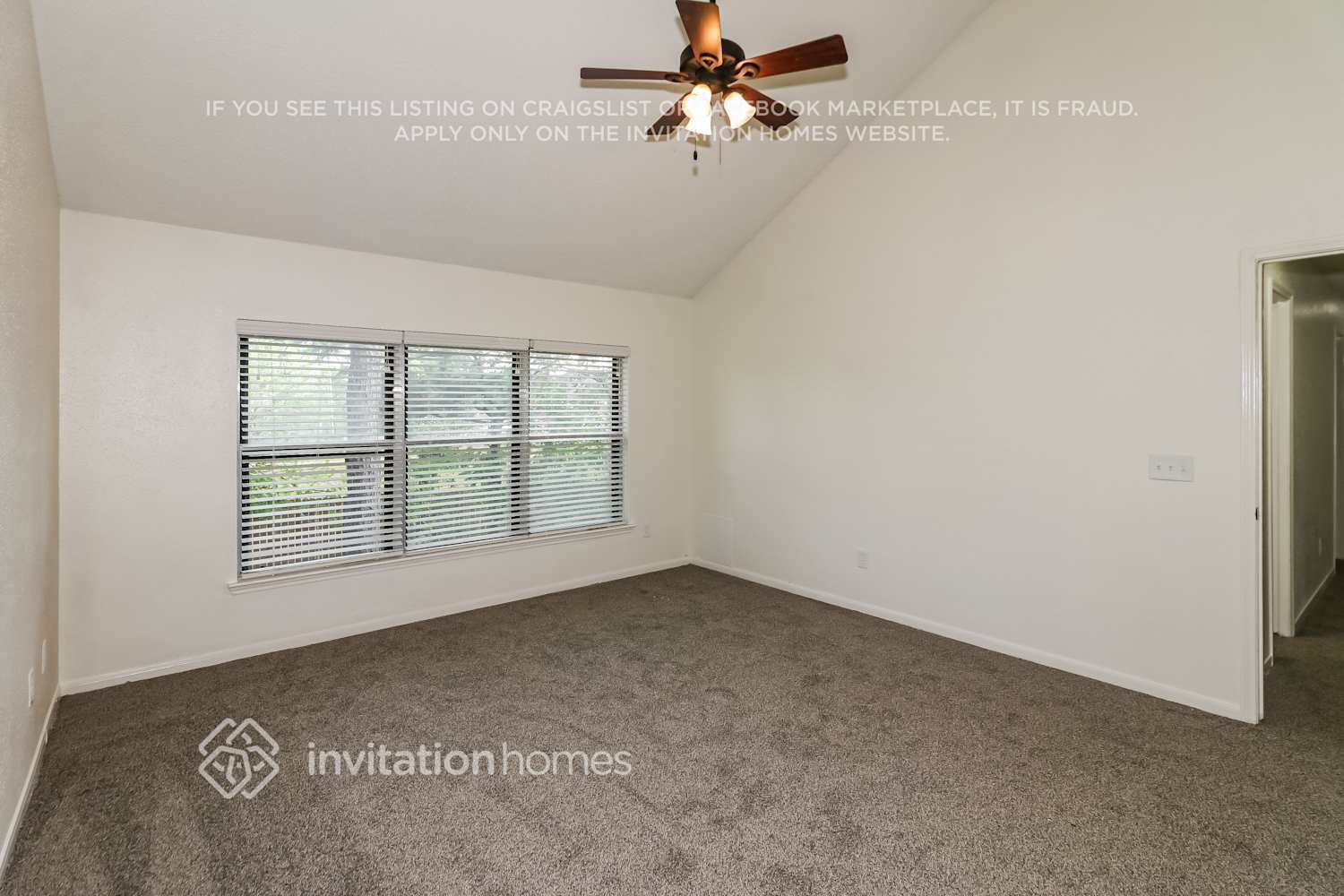 Building Photo - 7723 Pine Center Dr