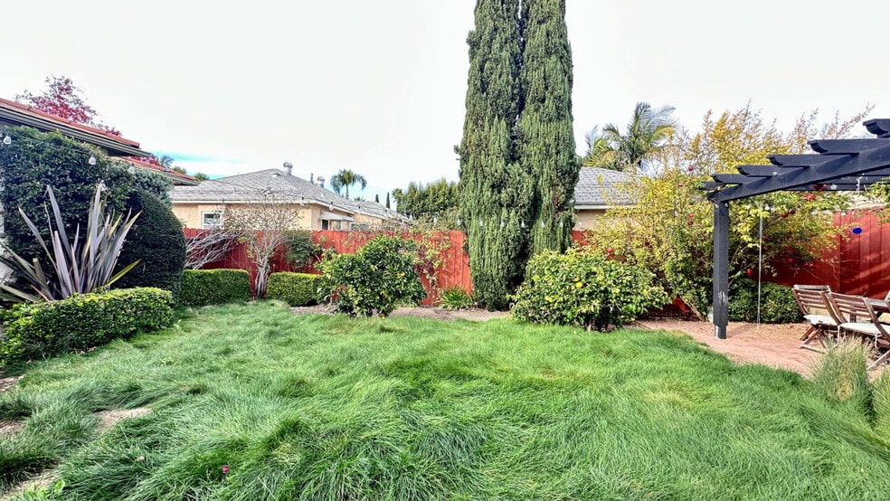 Building Photo - 4705 Norma Dr