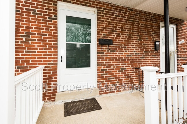 Primary Photo - 8627 Willow Oak Rd