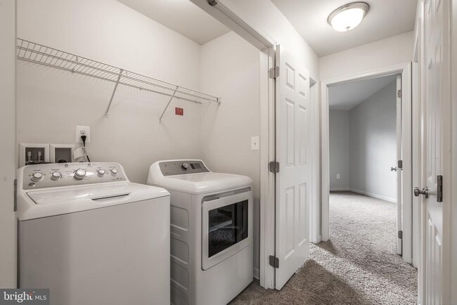 Building Photo - 22569 Norwalk Square