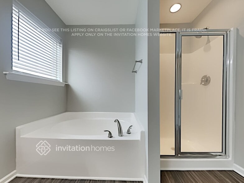 Building Photo - 1012 Harvest Point Dr