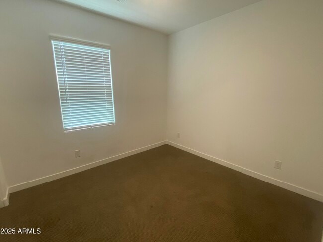 Building Photo - 4077 S Sabrina Dr