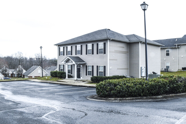 Building Photo - 103 Silver Creek Ct