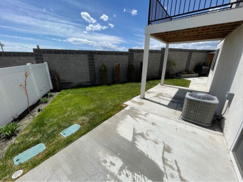 Building Photo - 4275 Bromwell Ct