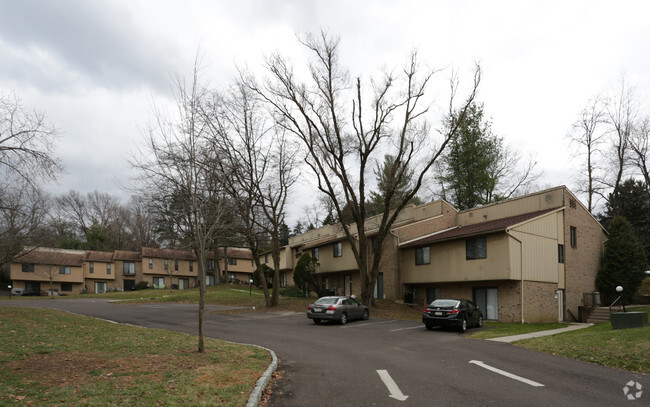 Primary Photo - Valley Townhouses
