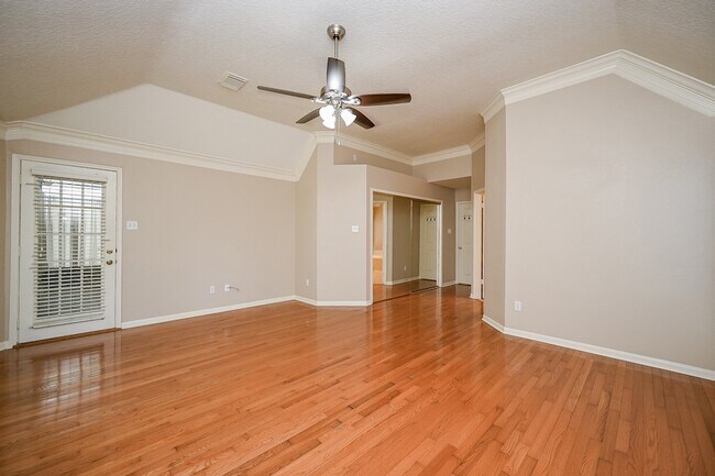 Building Photo - 1335 Remington Crest Dr