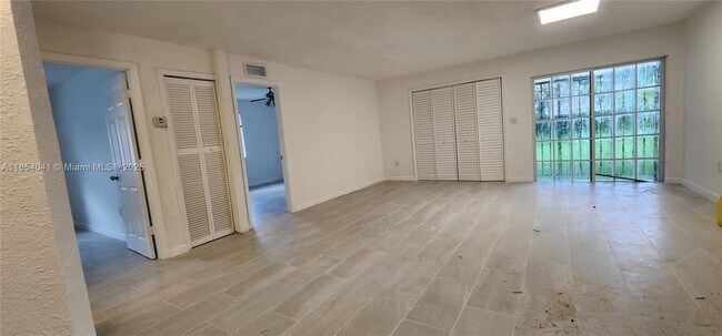 Building Photo - 10380 NW 10th Ave