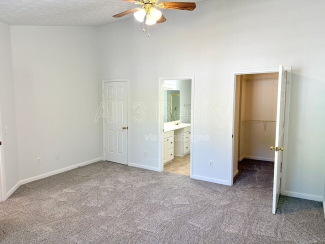 Building Photo - 1389 Highgrove Way