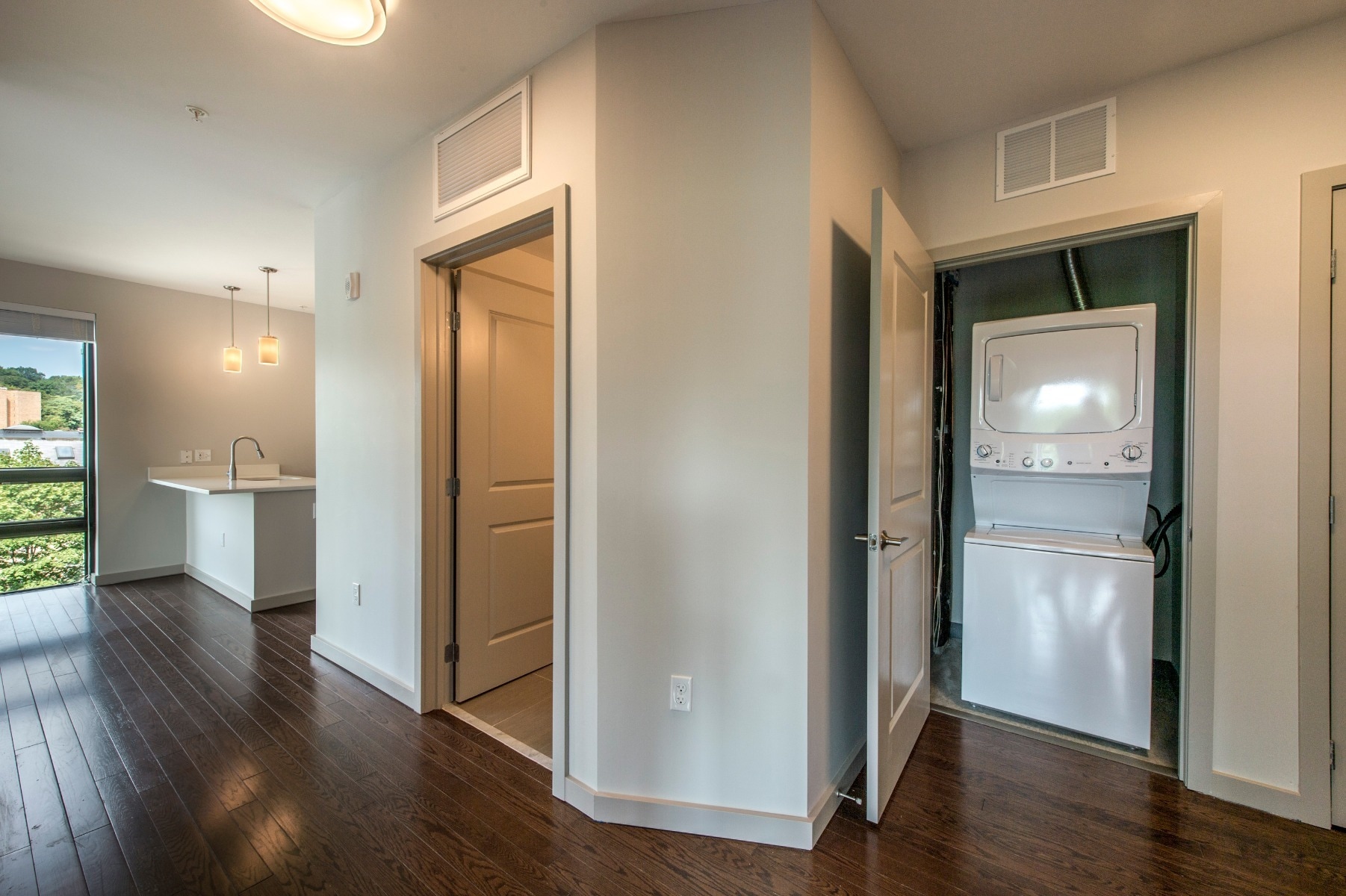 Building Photo - 40A Marion St