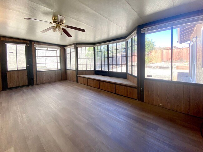 Building Photo - 3-bedroom home located in Union City! – wi...