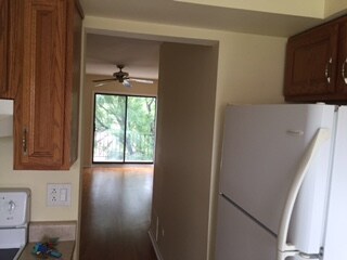 Building Photo - 5405 Chateau Dr