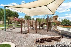 Building Photo - 6811 Karnes Leaf