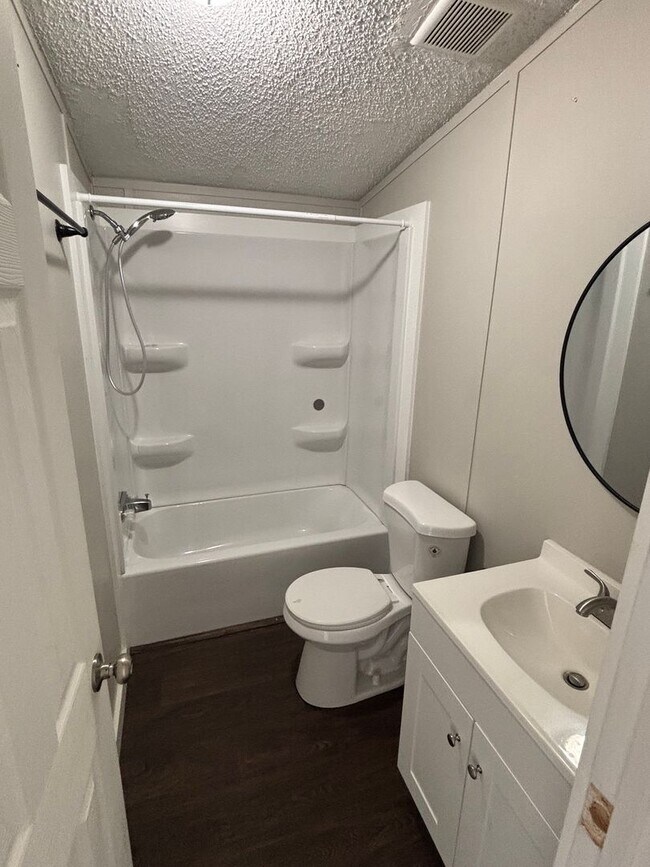 Building Photo - Completely Renovated Home