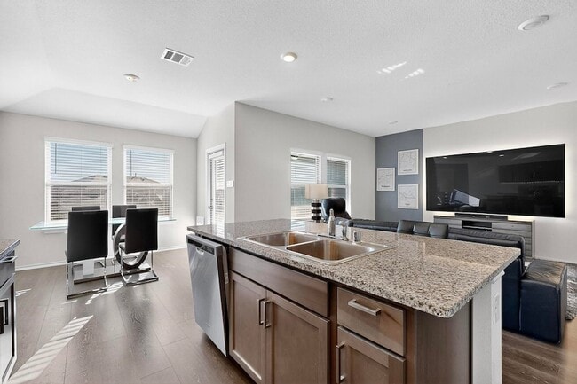 Building Photo - 4210 Showboat Ln