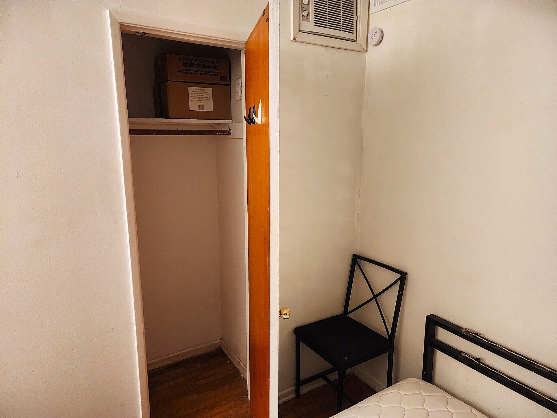 CLOSET WITH AC - 939 Palms Blvd