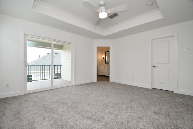 Building Photo - 2209 Via Laura Ln