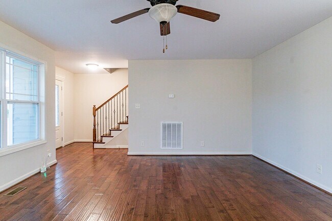 Building Photo - 1101 Ishee Dr