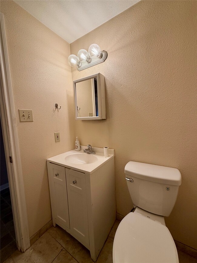 Building Photo - 300 Avenue C