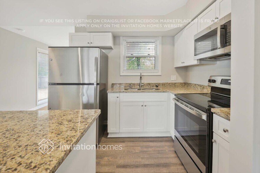 Building Photo - 6009 Lopez Ln