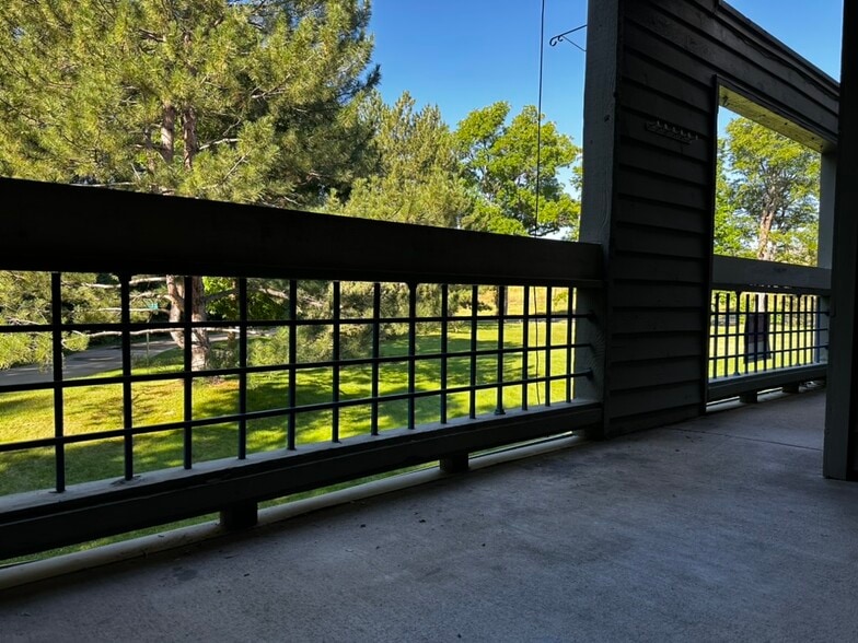 LIVING ROOM BALCONY VIEW - 3260 47th St