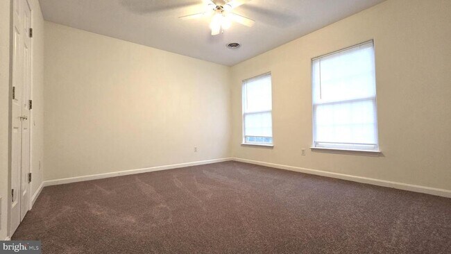 Building Photo - 62 Liberto Ln