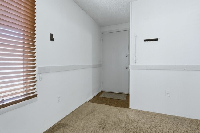 Building Photo - Downtown Castle Rock at its best!  Just a short 2 block walk to downtown.