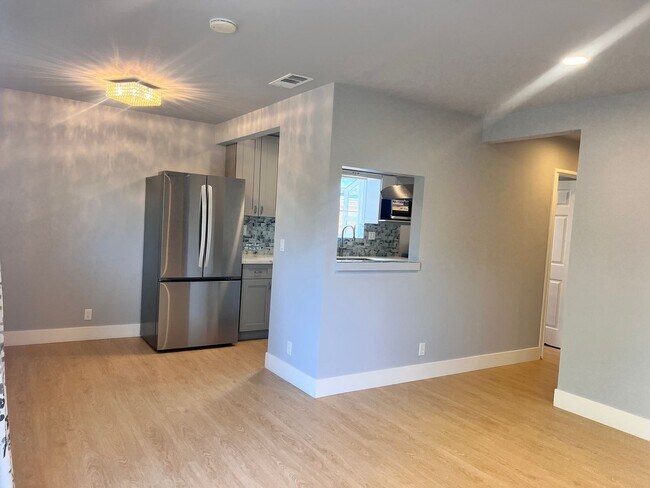Building Photo - Completely Remodeled 4 Bedroom Home with C...