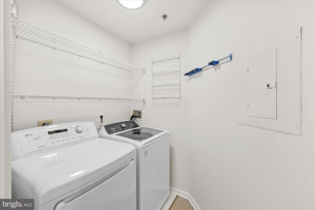 Building Photo - 6613 Netties Ln