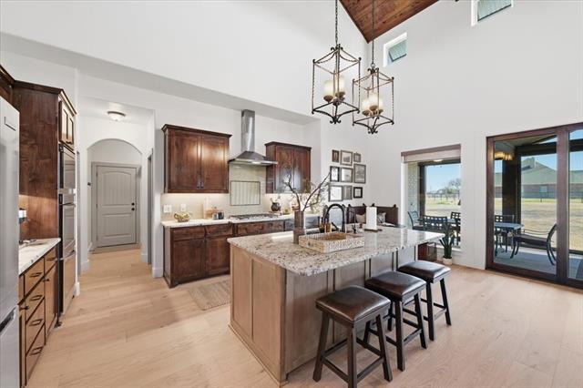 Building Photo - 570 S Point Ct