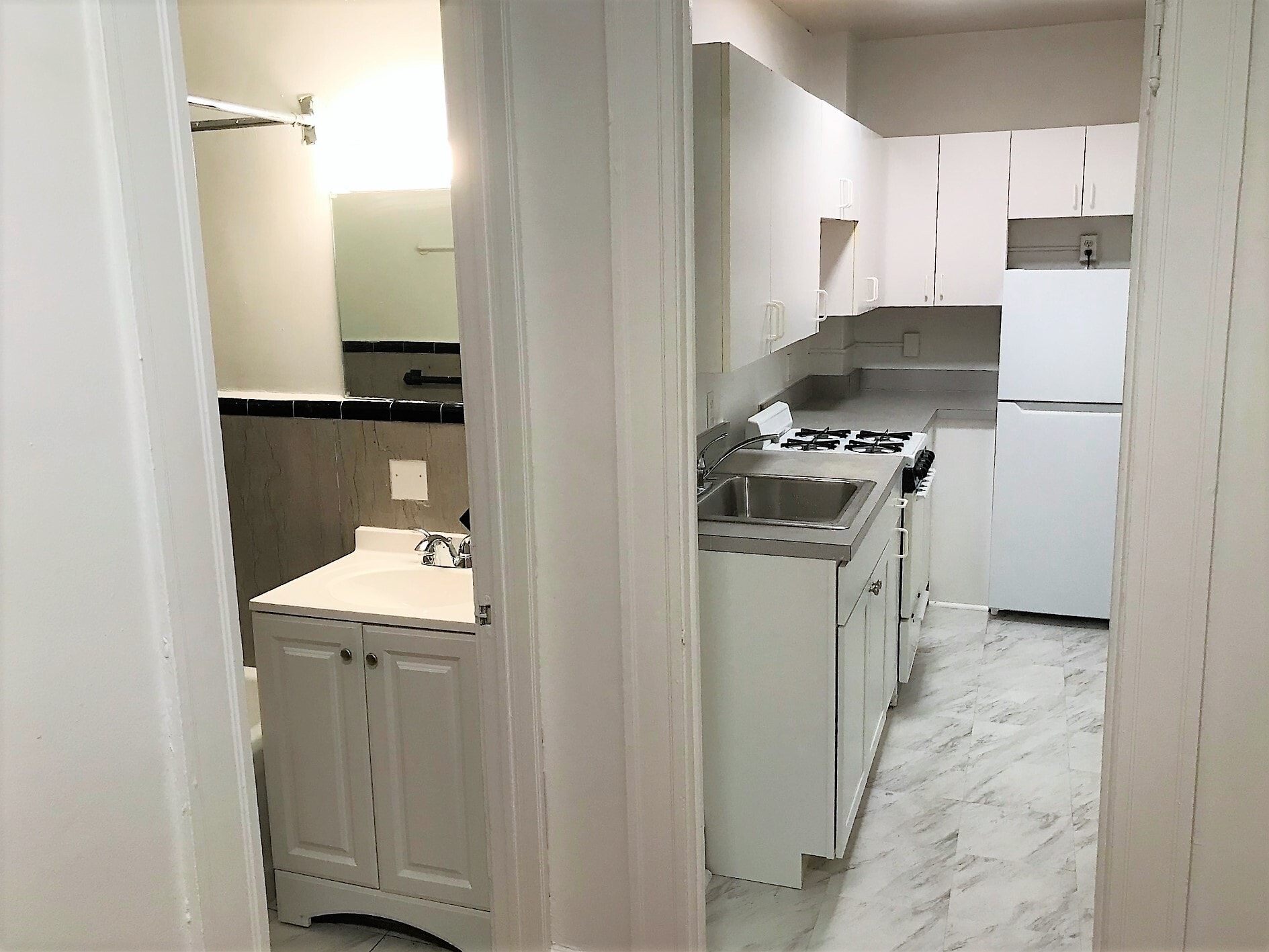 Building Photo - 73 Westland Ave