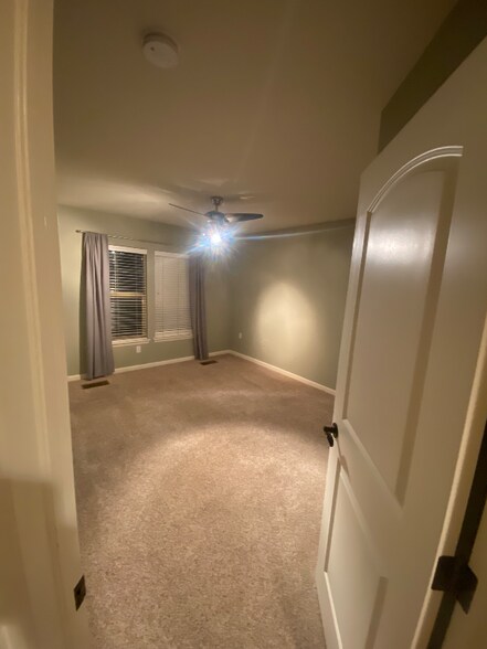 Building Photo - 13516 Via Varra