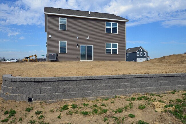Building Photo - 23465 Ashbury Dr