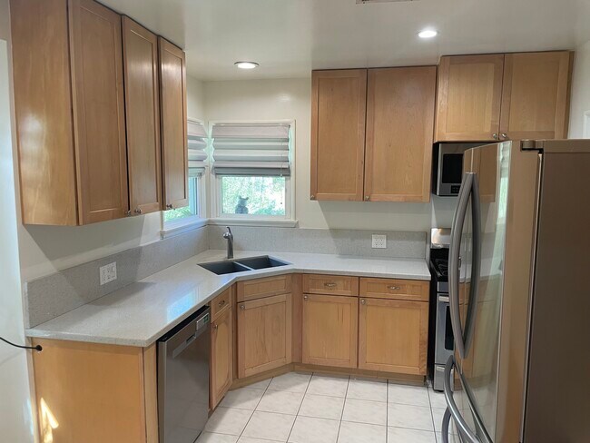 Building Photo - 3817 Globe Ave