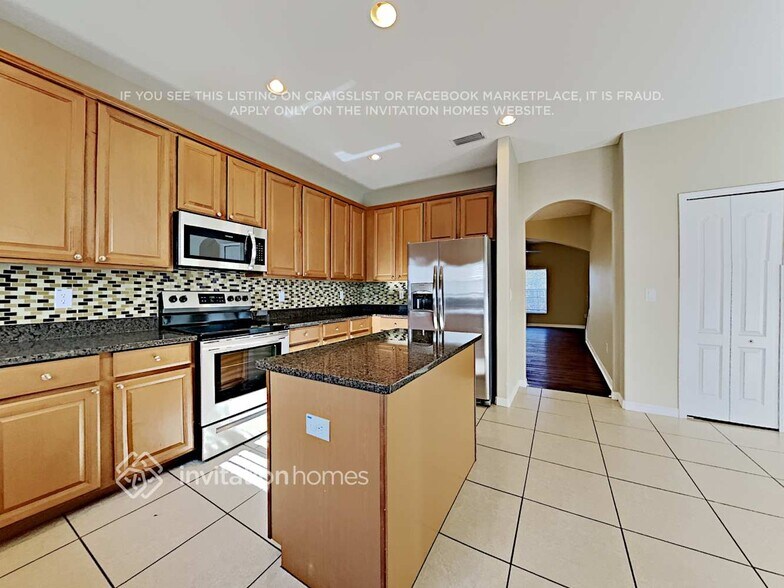 Building Photo - 11621 Addison Chase Dr