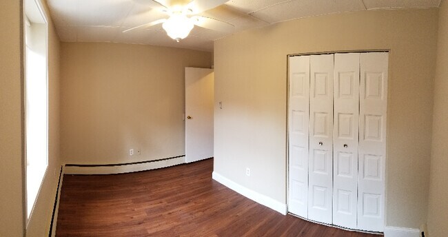 Building Photo - 1325 Pendleton St