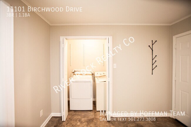 Building Photo - 11101 Birchwood Dr
