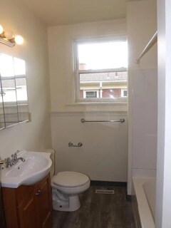 Building Photo - 325 N Murtland St