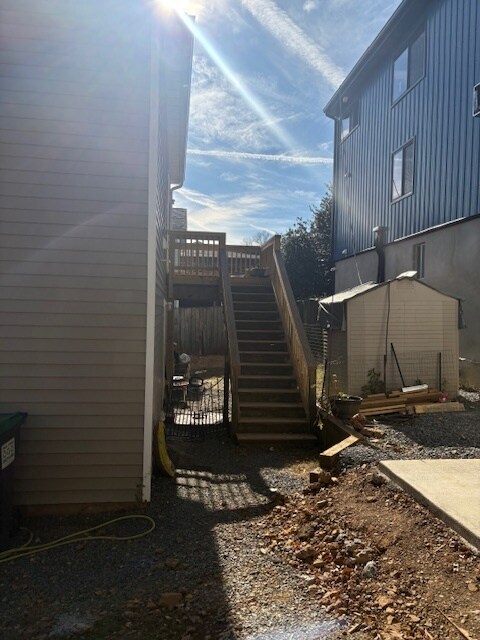 Building Photo - 225 Douglas Ave