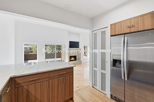 Building Photo - "Charming North  Evergreen Townhouse" "