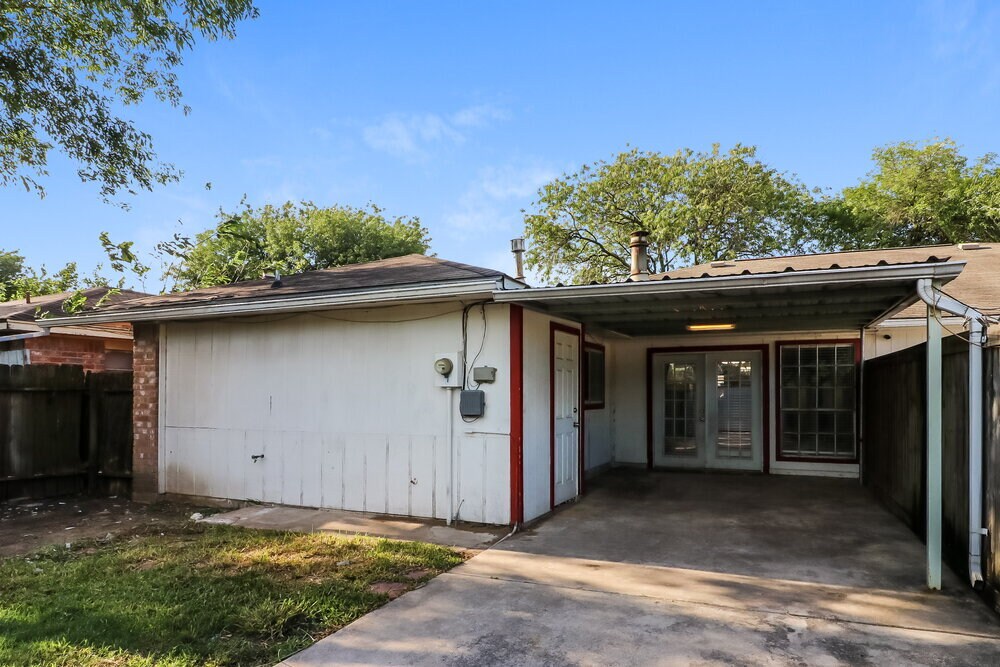 Building Photo - 12805 Bexley Dr