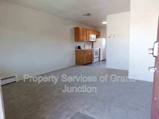 Building Photo - 1302 Glenwood Ave