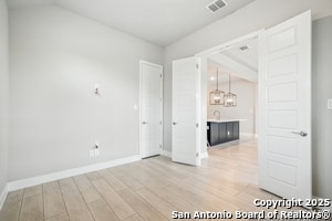 Building Photo - 355 Jereth