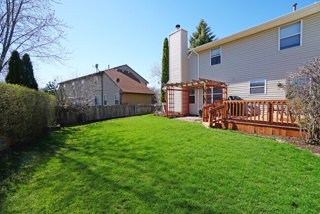 Building Photo - 522 Lasalle Ct